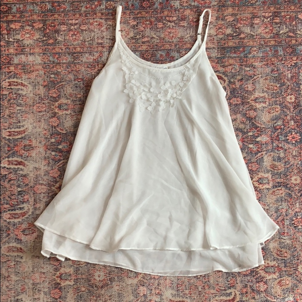 White Versatile flowy shirt